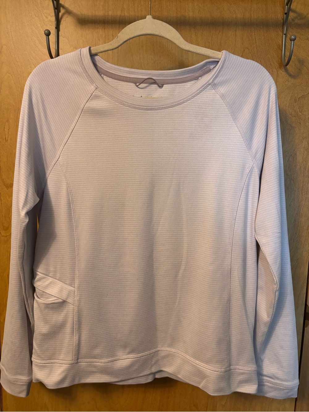 Avalanche Light Lavender Women's Long-Sleeve Pullover Sweatshirt